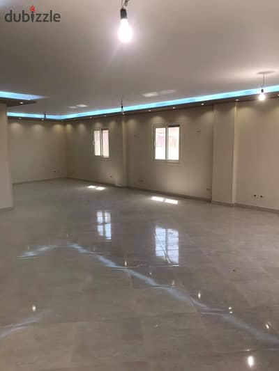 روف بحري للايجار في الياسمين مساحه 250 متر