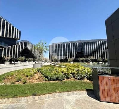 Resale office 133m Finished For sale in Sodic EDNC Ready to Move Eastown New Cairo