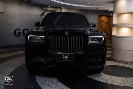 Rolls Royce Cullinan Black Badge 2023