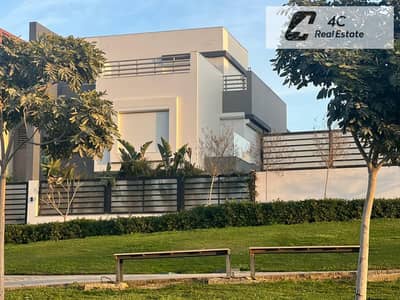 جاردن فيلا باقل مقدم 5 % وتقسيط لمده 10 سنين في هايد بارك برايم لوكيشن فيو لاندسكيب  hyde park central new cairo