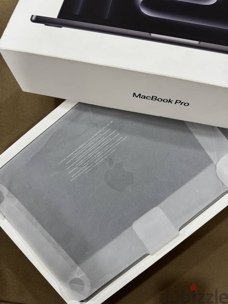 MacBook Pro M4 Max 2