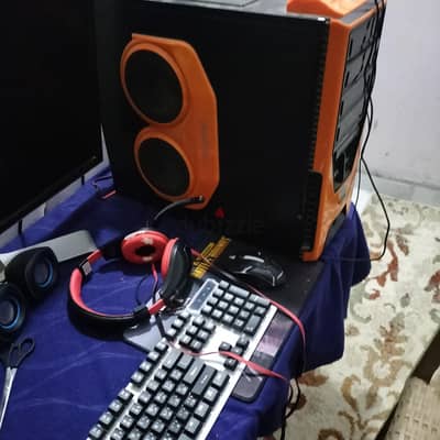كيسه و ماوس و كيبورد و سماعه ل البيع