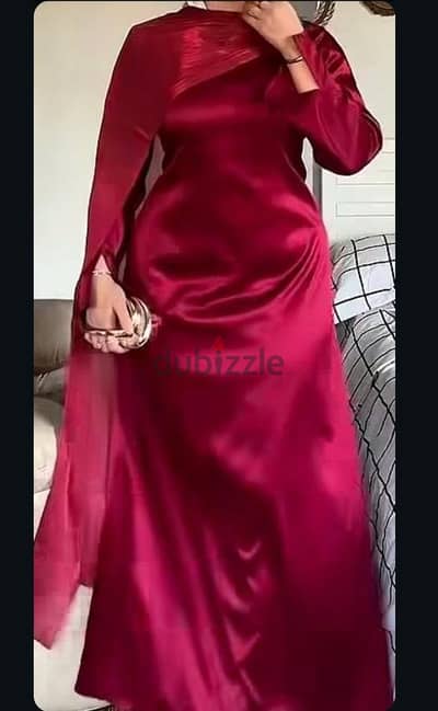 فستان سواريه ساتان نبيتي جديد مقاس M