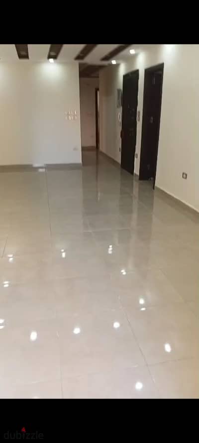 شقه ايجار جديد في المعراج العلوي بزهراء المعادي