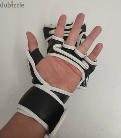 mma gloves مركة فينوم