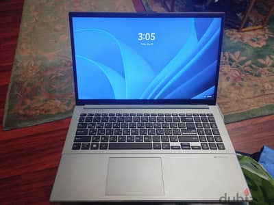 Asus VivoBook Go 15 – Ryzen 3 7320U – 8GB – 256G – Under WarrantyB