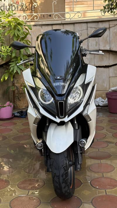 Kymco downtown town 350i