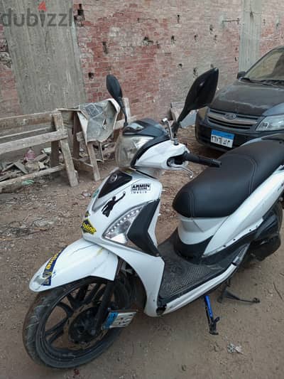 scooter sym st200