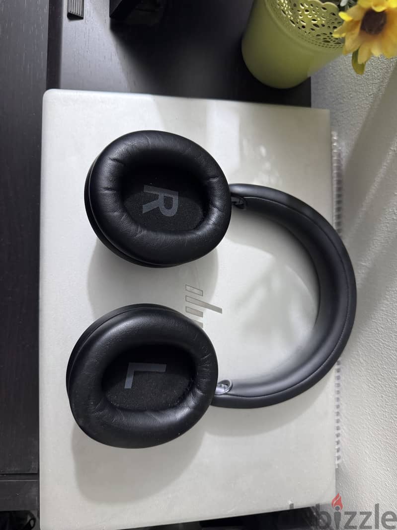 anker Soundcore space one pro 1