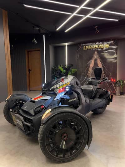 Can-Am Model 2023 Rayker Rally 900