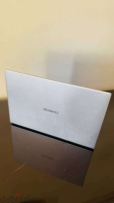 HUAWEI MateBook D14