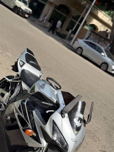 Honda cbr 1000