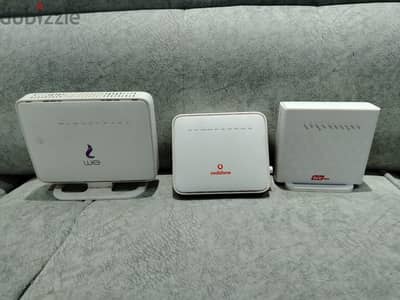 تلاته Routers