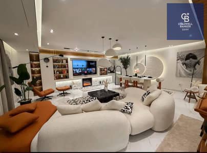 200 sq m apartment, ready for immediate occupancy and fully finished, in the "Waterway The View" compound, prime location in New Cairo, minutes from t