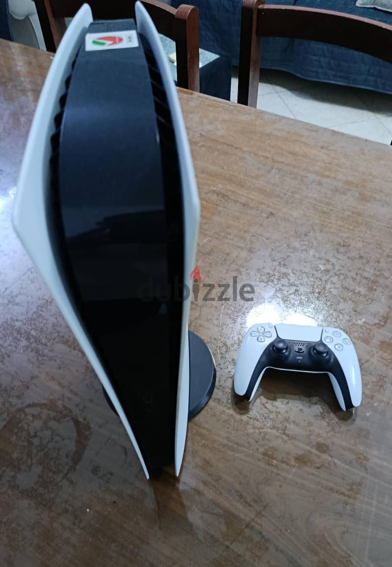 PS5 fat (digital) + controller 1