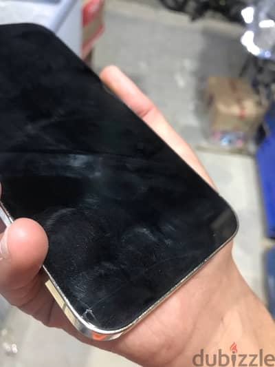 ايفون 12pro max بجميع مشتملاته