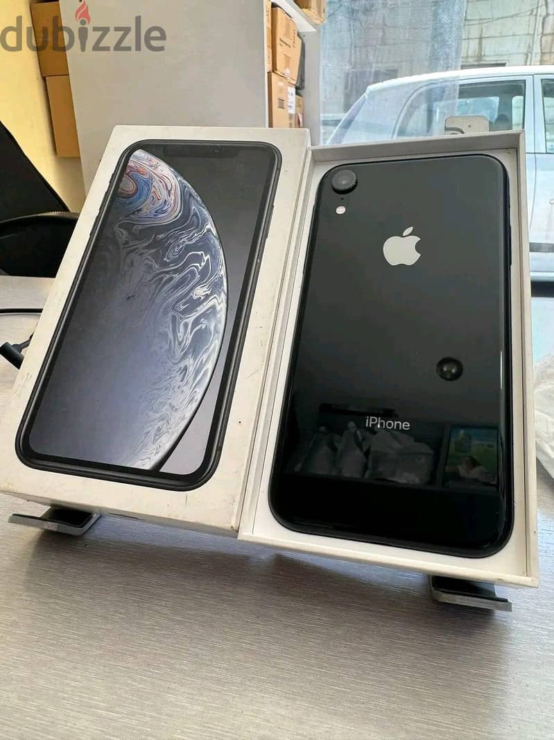IPHONE xr 2