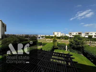 دوبلكس لقطه للبيع امواج الساحل الشمالي سيدي عبد الرحمن ٣ غرف علي حمام سباحه دايركت/ Amwaj north coast