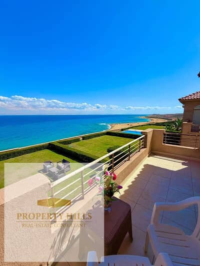 With a 999 thousand advance, you will receive a villa in Sokhna, fully finished , I see the sea