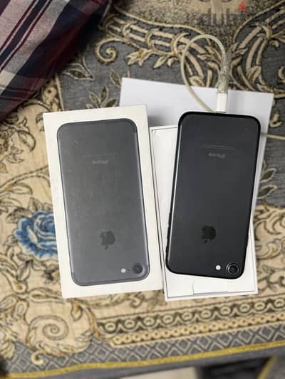 Apple - iPhone 7
