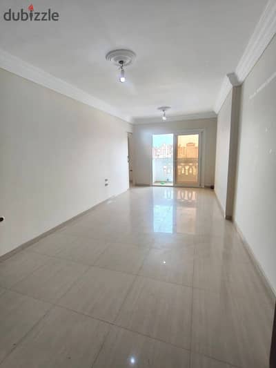 For rent, a modern apartment with 3 rooms and 2 bathrooms.