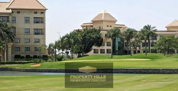Ali Al-Muftah Villa 4 Floors on the Golf in Dreamland on the Wahat Directly Across from Al-Firdaws and Mövenpick Hotel