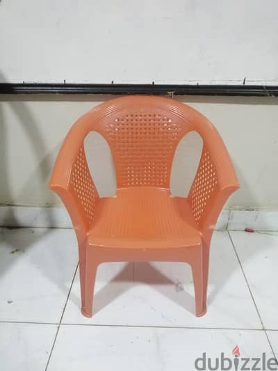 كراسي حضانة بلاستيك