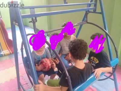 مرجيحة حديد حالة ممتازة