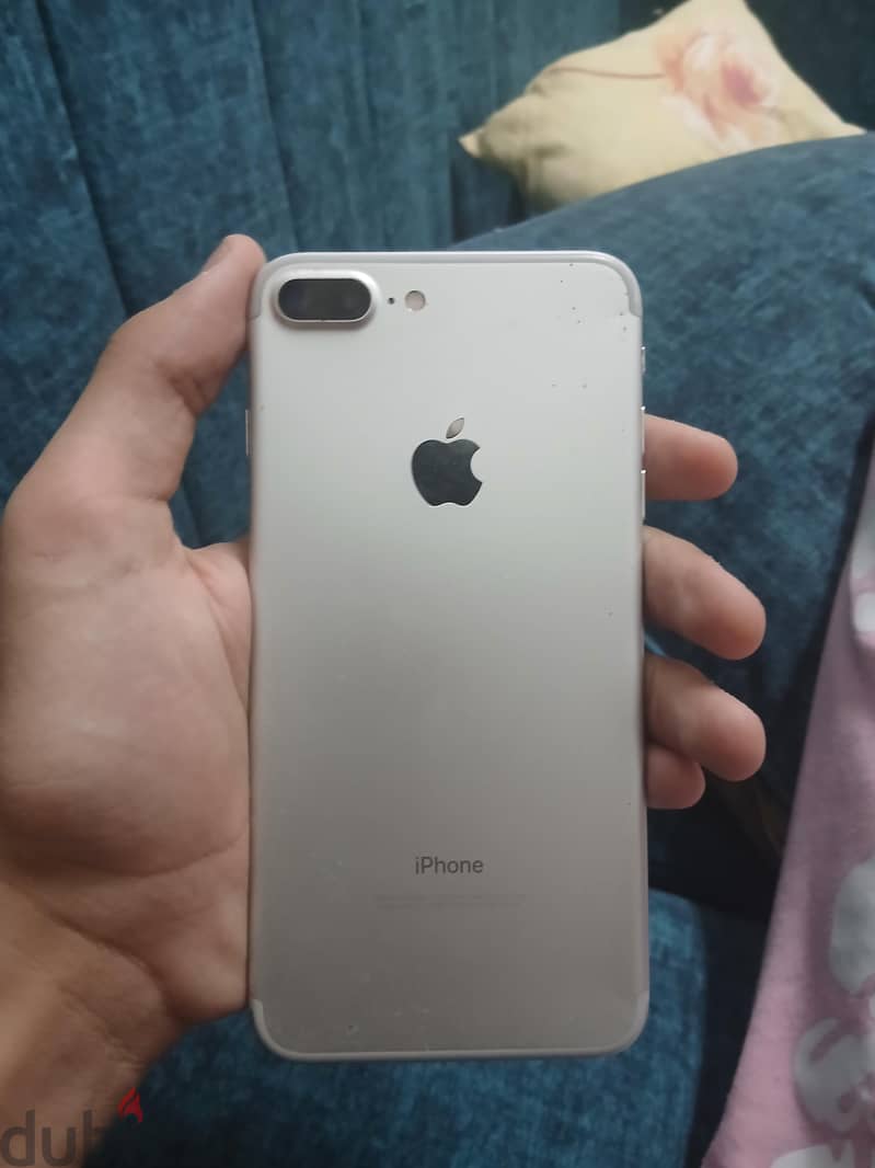 Apple - iPhone 7 Plus 1