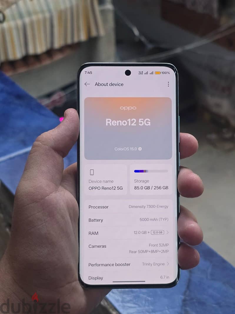OPPO Reno12 4