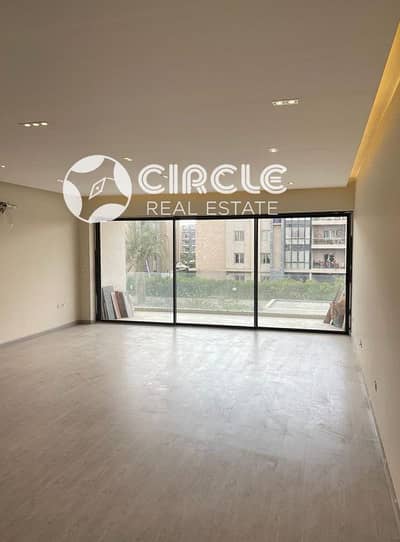 شقة 143م متشطبة بالتكيفات والمطبخ للبيع في كمبوند ليك فيو ريزيدنس - Lake View Residence