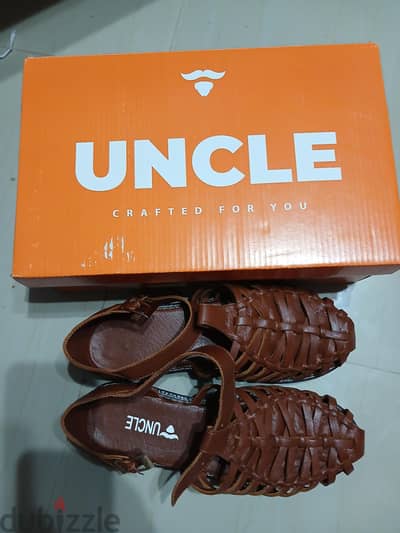 جزمة حريمي جلد طبيعي ١٠٠% من uncle