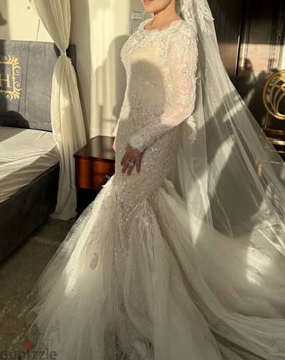 Wedding dress