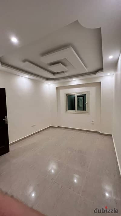Exclusive 250m finished in villas of the neighborhoods on the canal of Gamal Abdel Nasser