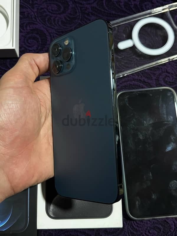 iPhone 12 pro max 1