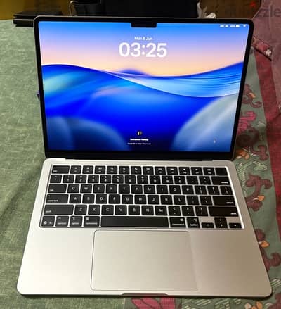 MacBook Air m4 16 Ram 256