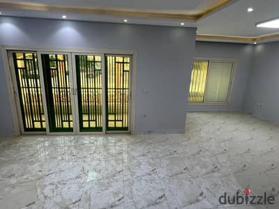 Exclusive ground-floor apartment with a garden near the American University and 90 Street and Point Nantes