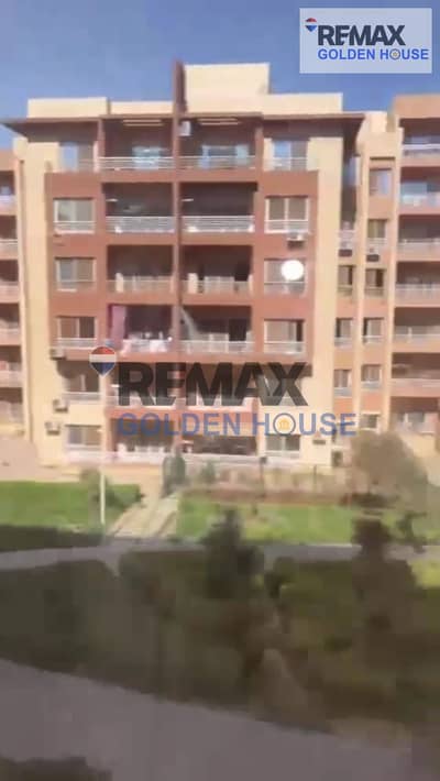 With a monthly installment of 53,000, a second-floor apartment of 170 square meters, featuring 3 bedrooms and 3 bathrooms (including a master bedroom)