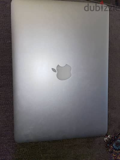MacBook Air 13-inch (2017)