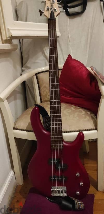 Cort action bass