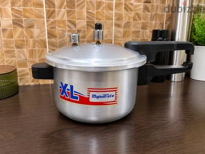 Pressure Cooker. 4.5L