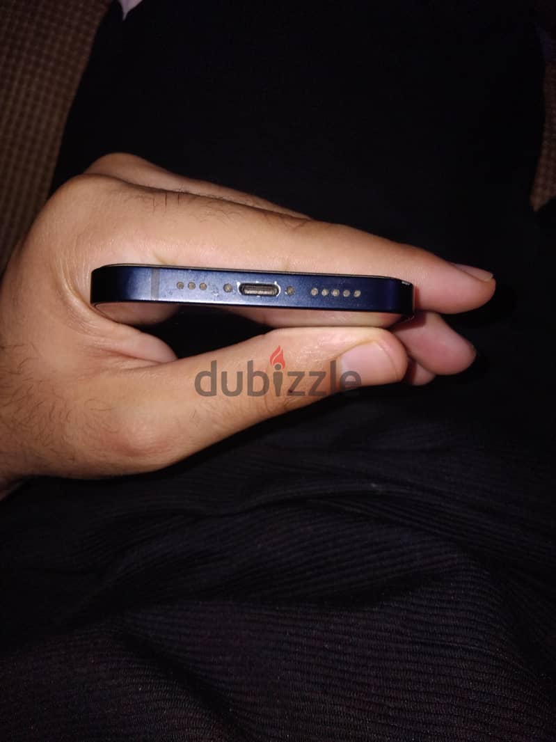 Apple - iPhone 12 4