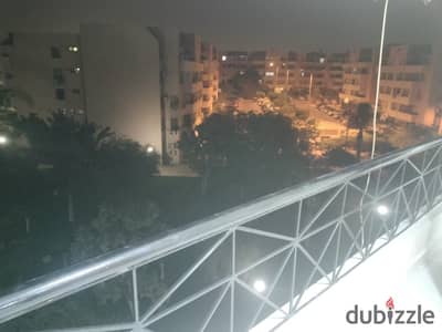 شقه 90م للبيع في الرحاب كاش