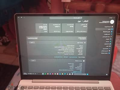 Microsoft surface Laptop Go