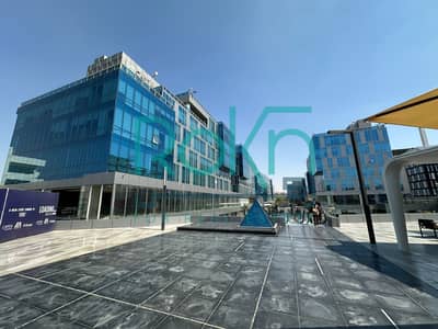 مكتب للايجار متشطب الترا مودرن كابيتال علي محور26 يوليو -زايد Capital Business Park
