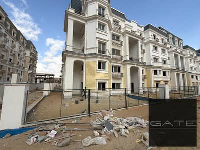 ريسيل | اي فيلا جاردن كورنر في ماونتن فيو اي سيتي التجمع فيو البحيره ولاندسكيب | استلام فوري عقد قديم