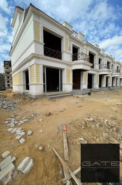 Resil | Townhouse 185m in Mountain View iCity October | Immediate Delivery Phase The Lake | Down Payment 10.5 Million Old Contract