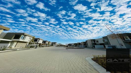 أٌقل سعر شقه كورنر ريسيل للبيع في باديه بالم هيلز فيو لاند سكيب واسع مقدم 2.7 والمتبقي اقساط