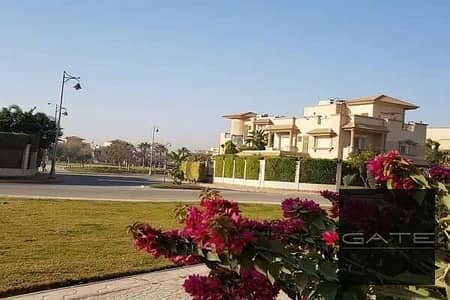 اقل سعر فيلا للبيع ستاندالون ريسيل في كمبوند رويال سيتي _الشيخ زايد متشطبه بالكامل بالتكيفات والمطبخ