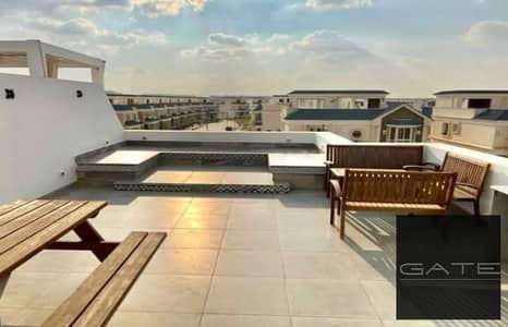 Villa for immediate sale at a bargain price, below market value - in Mountain View 4, in a prime location within the compound -